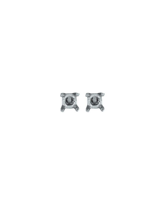 18CT W/G TRAD EAR MOUNT 7pt